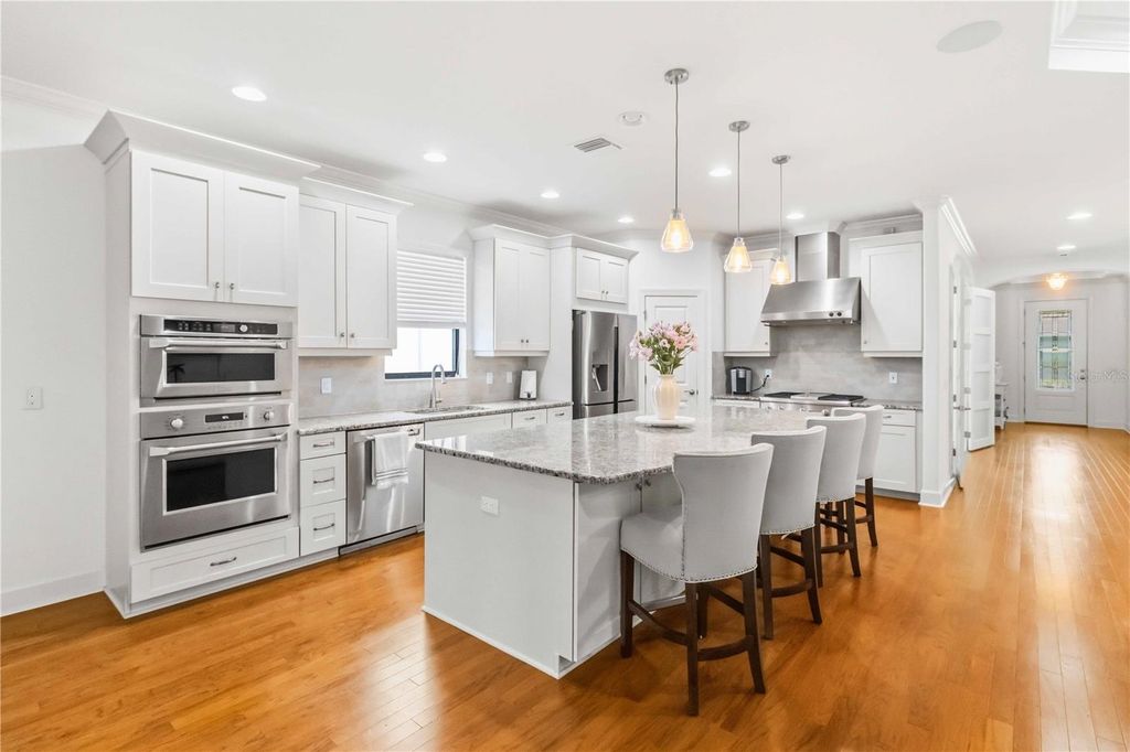 Image 14 of property listing at 13223 PALERMO DRIVE, Bradenton, FL 34211