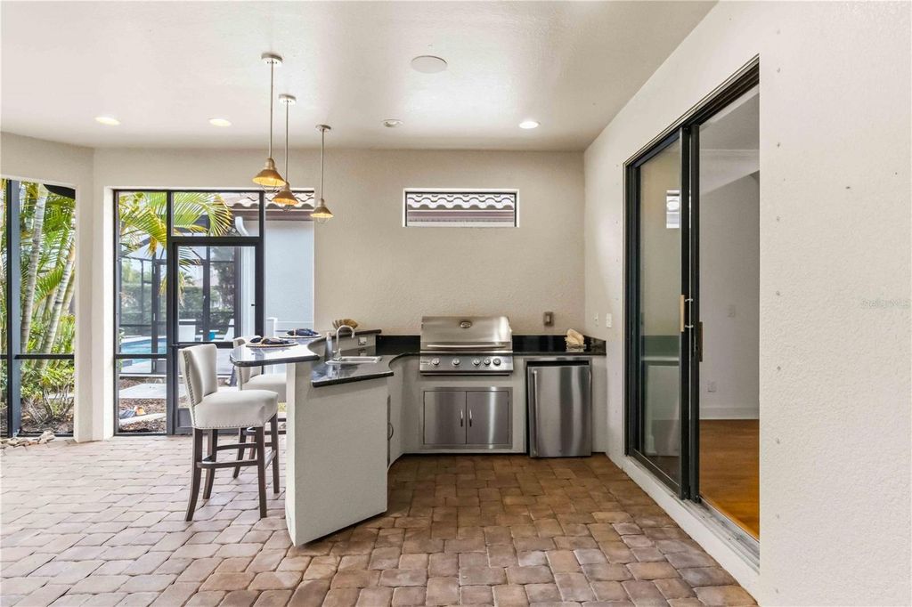 Image 36 of property listing at 13223 PALERMO DRIVE, Bradenton, FL 34211