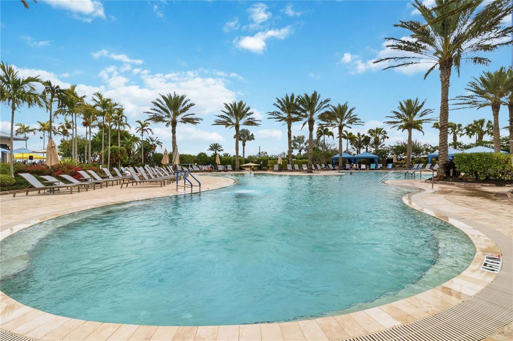 Image 56 of property listing at 13223 PALERMO DRIVE, Bradenton, FL 34211