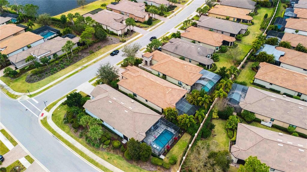 Image 73 of property listing at 13223 PALERMO DRIVE, Bradenton, FL 34211