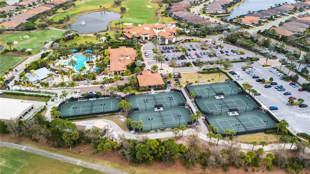 Image 81 of property listing at 13223 PALERMO DRIVE, Bradenton, FL 34211