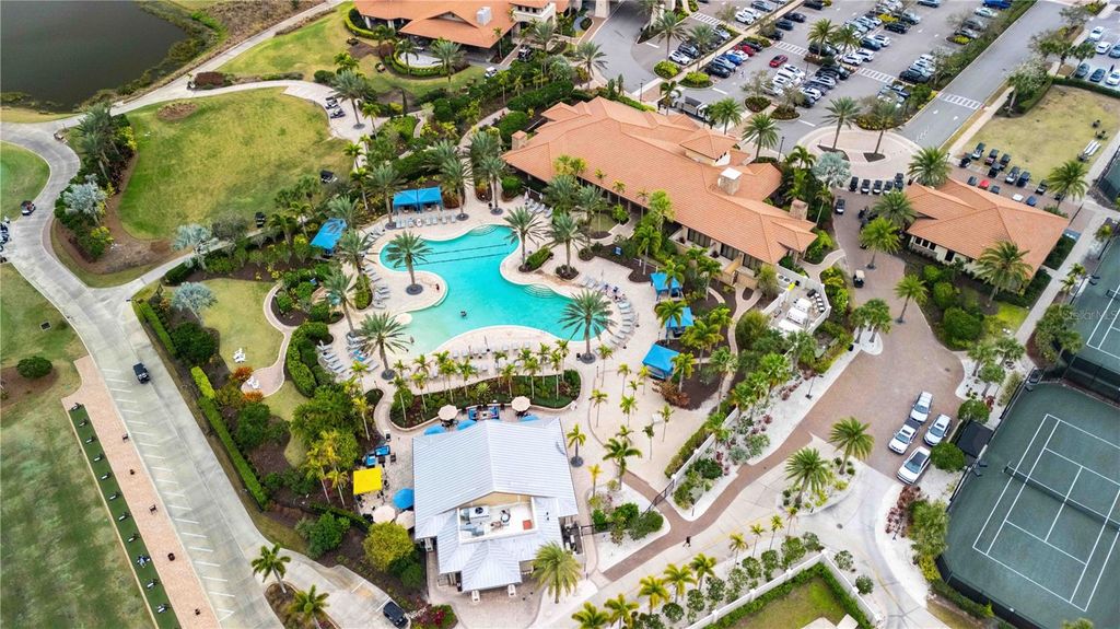 Image 82 of property listing at 13223 PALERMO DRIVE, Bradenton, FL 34211