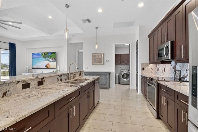 3331 NW 46th AVE, Cape Coral, FL 33993