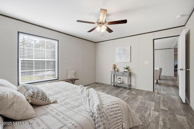 156 WALLACE Street, Interlachen, FL 32148