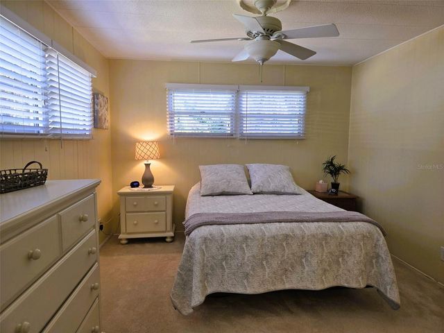 3383 OAKWOOD BOULEVARD N, Sarasota, FL 34237