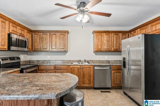 1027 DAY GAP ROAD, Cullman, AL 35057