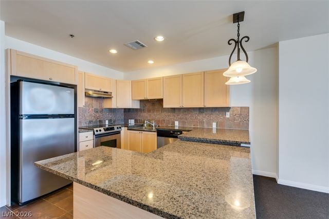 2405 West Serene Avenue 823, Las Vegas, NV 89123