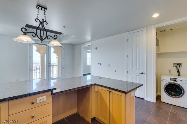 2405 West Serene Avenue 823, Las Vegas, NV 89123
