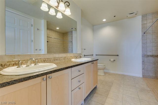 2405 West Serene Avenue 823, Las Vegas, NV 89123