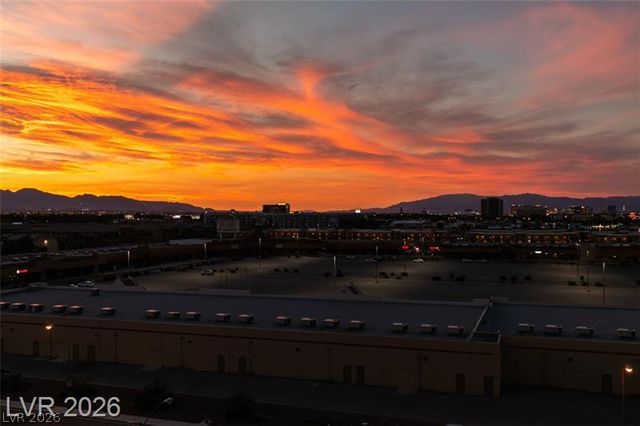2405 West Serene Avenue 823, Las Vegas, NV 89123