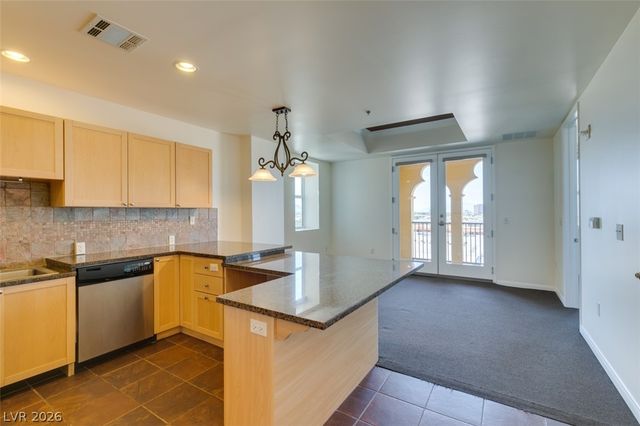 2405 West Serene Avenue 823, Las Vegas, NV 89123