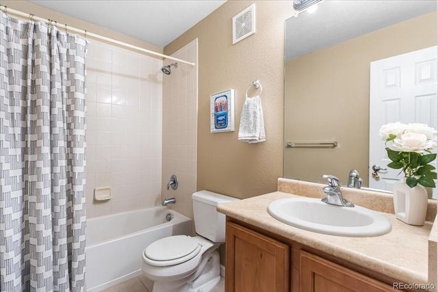 22036 E Jamison Place, Aurora, CO 80016