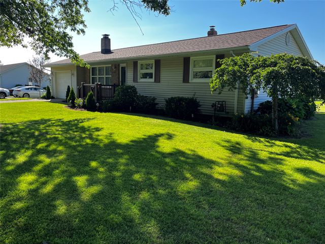 2670 LAURIE Drive, Waterford, PA 16441