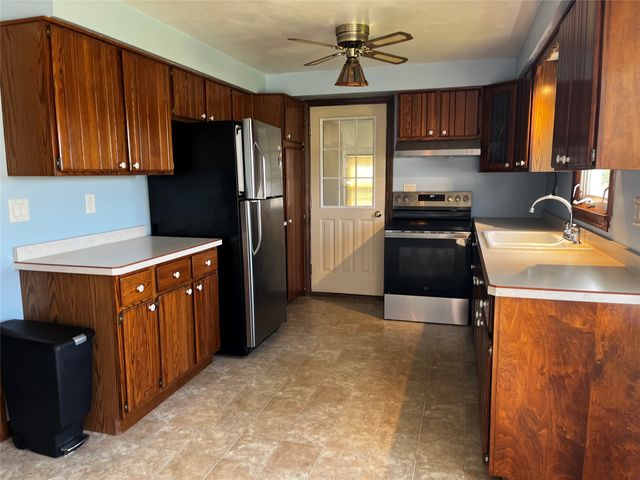 2670 LAURIE Drive, Waterford, PA 16441
