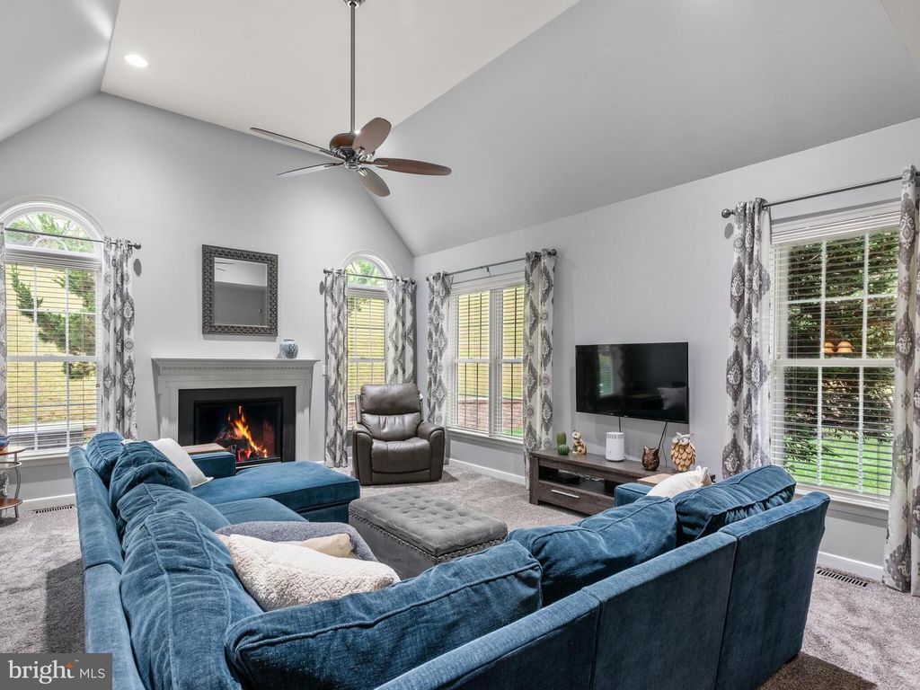209 MARTINS LN, Media, PA 19063