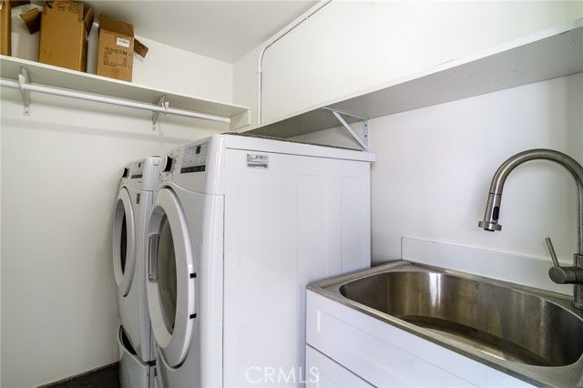 302 S Bay Front, Newport Beach, CA 92662