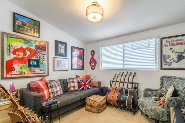 302 S Bay Front, Newport Beach, CA 92662