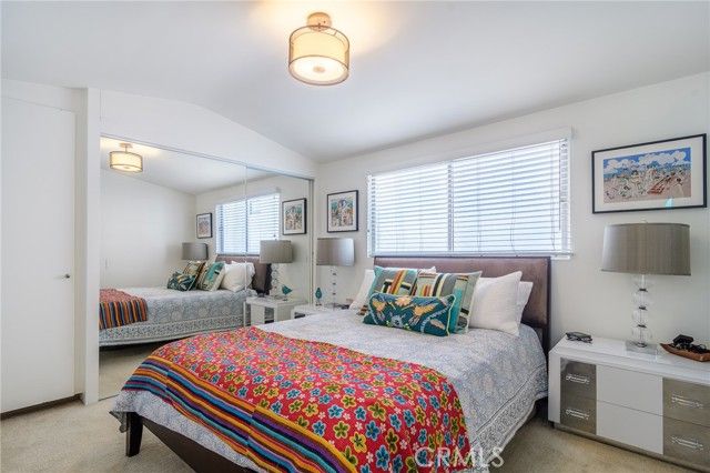 302 S Bay Front, Newport Beach, CA 92662