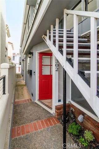 302 S Bay Front, Newport Beach, CA 92662