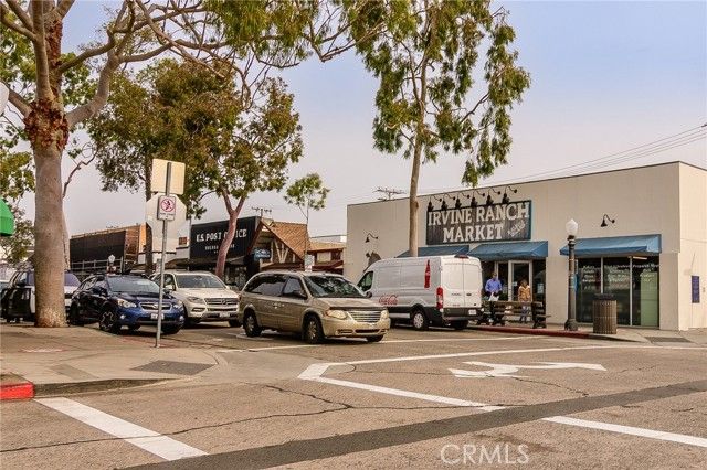 302 S Bay Front, Newport Beach, CA 92662