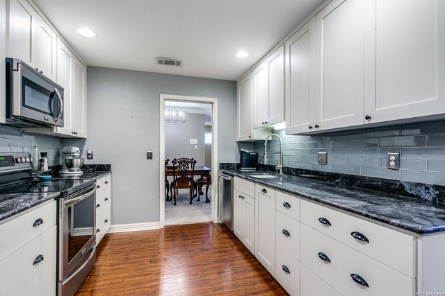 8942 Willmon Way, San Antonio, TX 78239