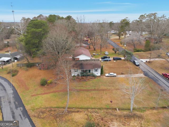 31 Debbie Lane, Dallas, GA 30132