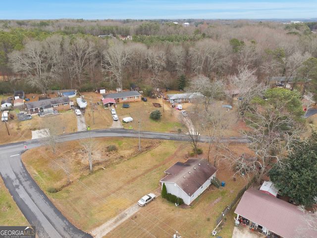 31 Debbie Lane, Dallas, GA 30132