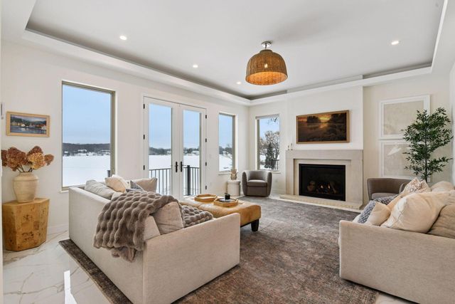 6001 Ridgewood Road, Mound, MN 55364