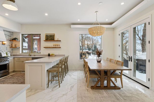 6001 Ridgewood Road, Mound, MN 55364