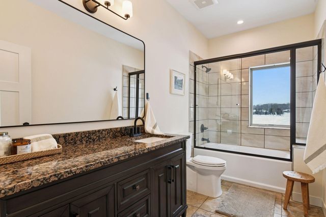 6001 Ridgewood Road, Mound, MN 55364