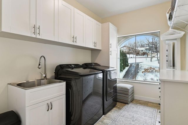 6001 Ridgewood Road, Mound, MN 55364