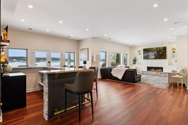 6001 Ridgewood Road, Mound, MN 55364