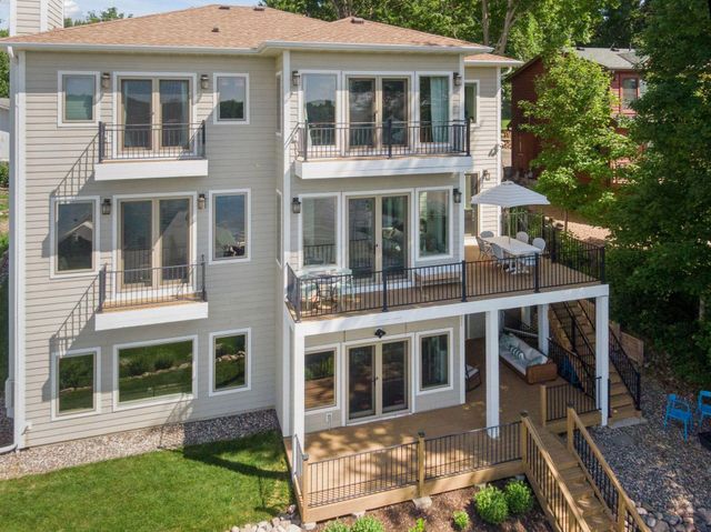 6001 Ridgewood Road, Mound, MN 55364