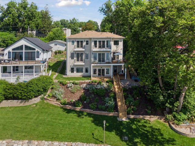 6001 Ridgewood Road, Mound, MN 55364