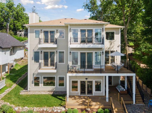 6001 Ridgewood Road, Mound, MN 55364