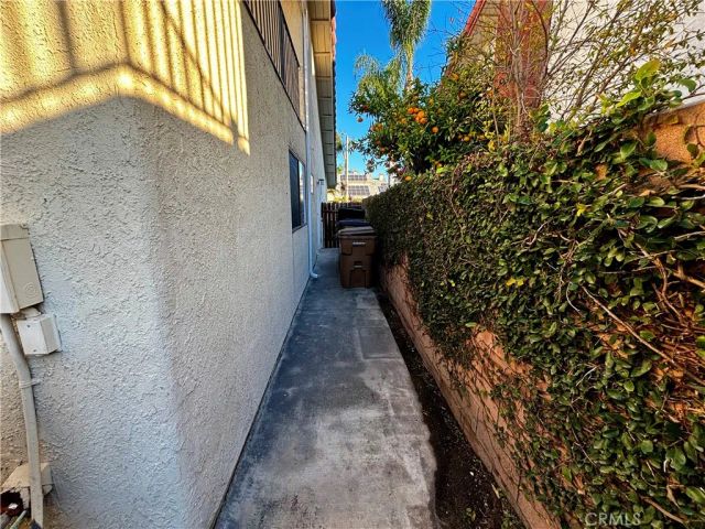 2562 E Lark Ellen, Anaheim, CA 92806