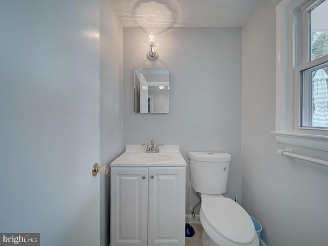 8912 BATTERY RD, Alexandria, VA 22308