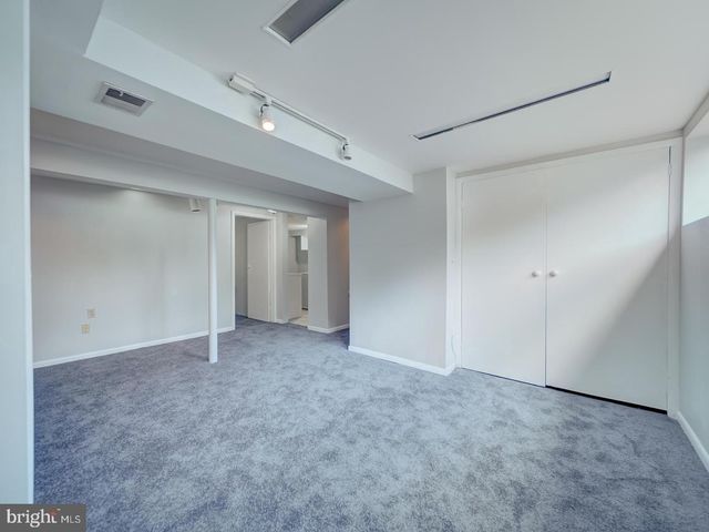 8912 BATTERY RD, Alexandria, VA 22308