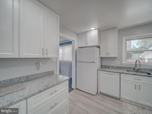 8912 BATTERY RD, Alexandria, VA 22308
