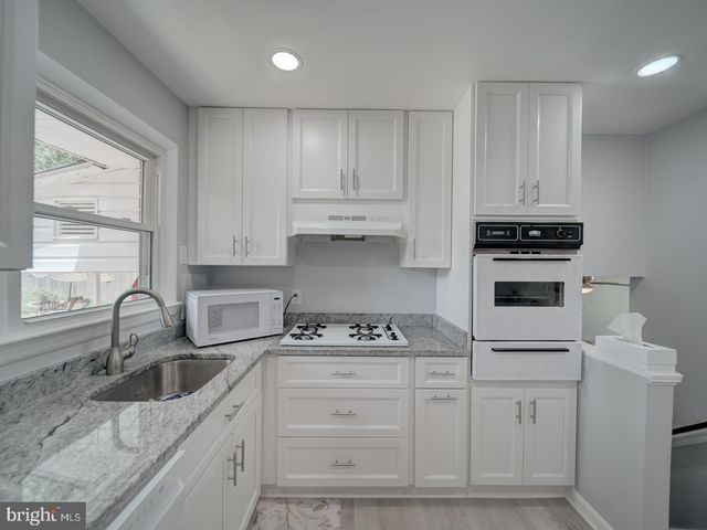 8912 BATTERY RD, Alexandria, VA 22308