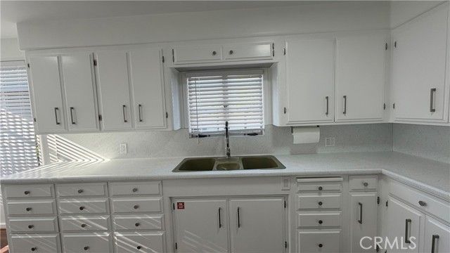 3590 Buchanan Street, Riverside, CA 92503