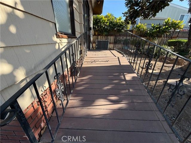 3590 Buchanan Street, Riverside, CA 92503