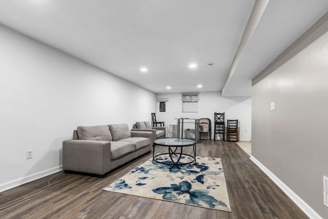 3009 Pleasant View Avenue, Rockford, IL 61108