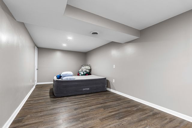 3009 Pleasant View Avenue, Rockford, IL 61108