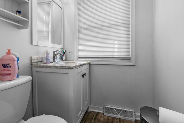 3009 Pleasant View Avenue, Rockford, IL 61108