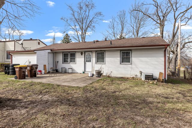 3009 Pleasant View Avenue, Rockford, IL 61108