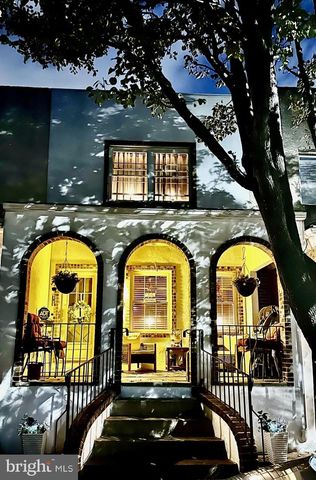 2739 S BEULAH ST, Philadelphia, PA 19148