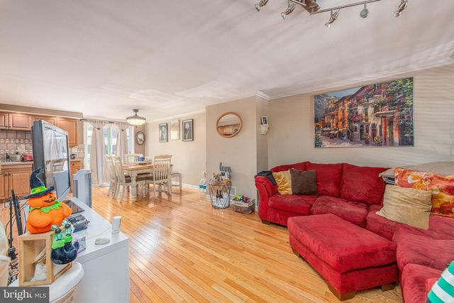 2739 S BEULAH ST, Philadelphia, PA 19148