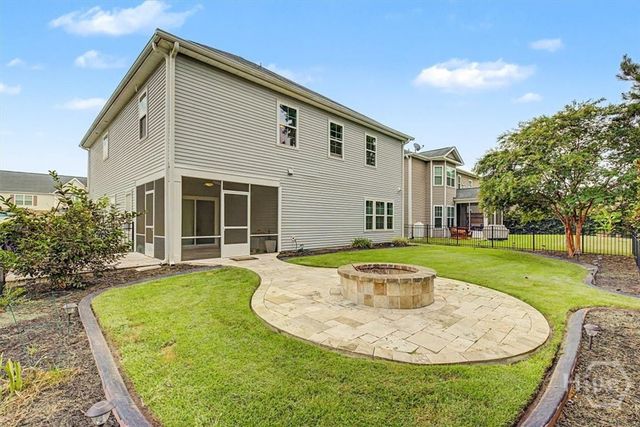 61 Winslow Circle, Savannah, GA 31407
