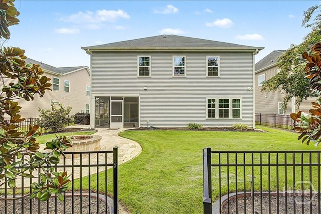 61 Winslow Circle, Savannah, GA 31407